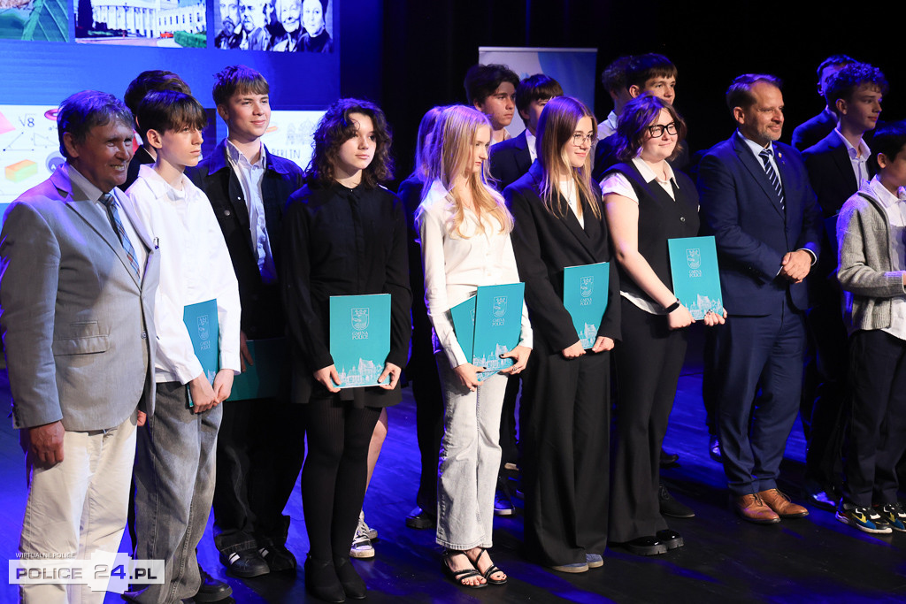 Nagrody dla laureatów konkursów przedmiotowych
