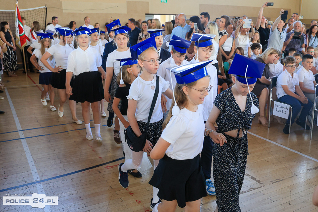 Zakończenie roku szkolnego w SP 8 w Policach