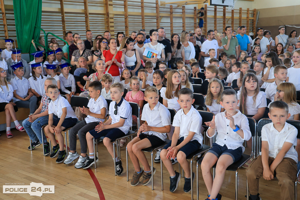 Zakończenie roku szkolnego w SP 8 w Policach