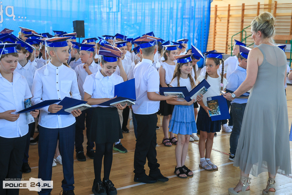 Zakończenie roku szkolnego w SP 8 w Policach