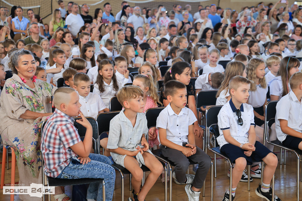 Zakończenie roku szkolnego w SP 8 w Policach