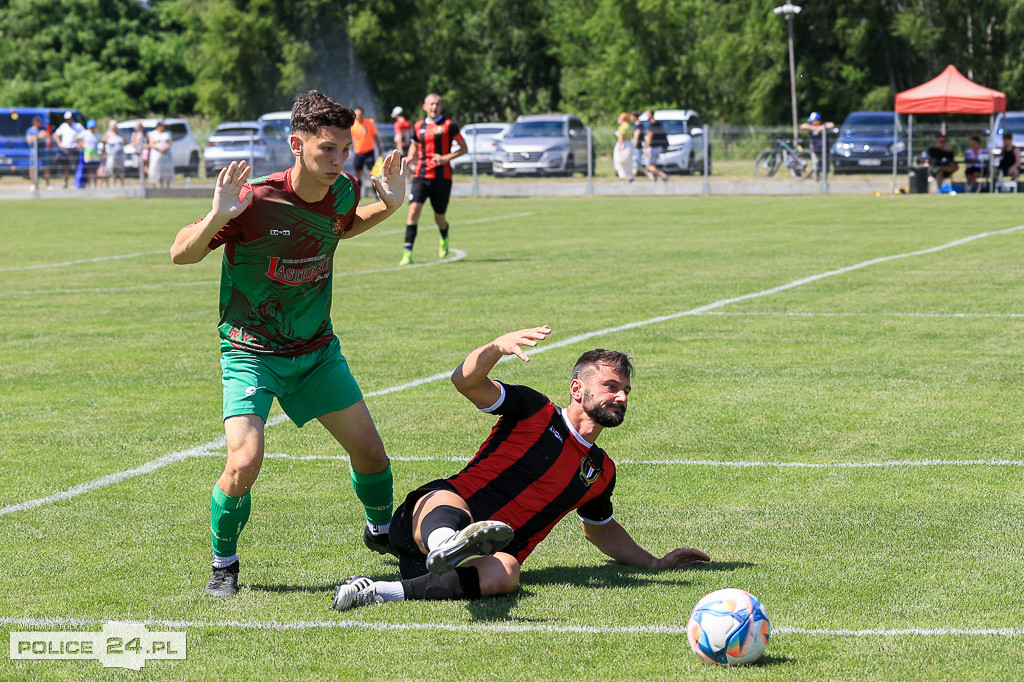 Trzebież świętuje! Pewny awans po wygranej 4:0