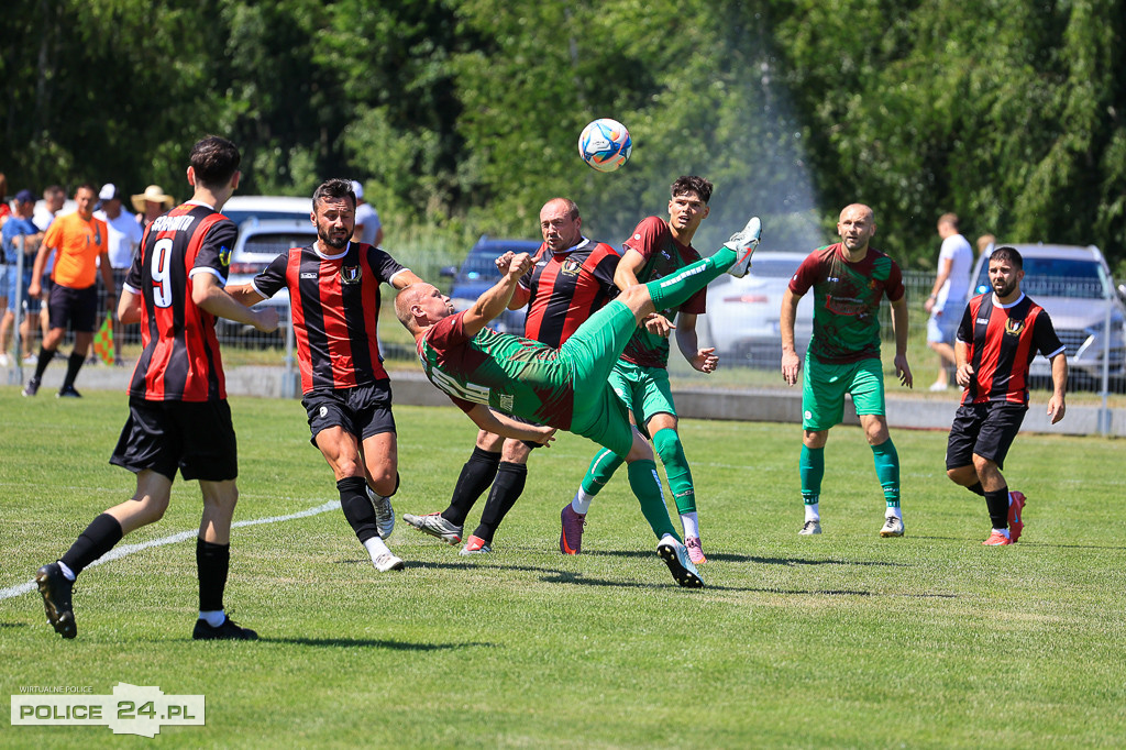 Trzebież świętuje! Pewny awans po wygranej 4:0
