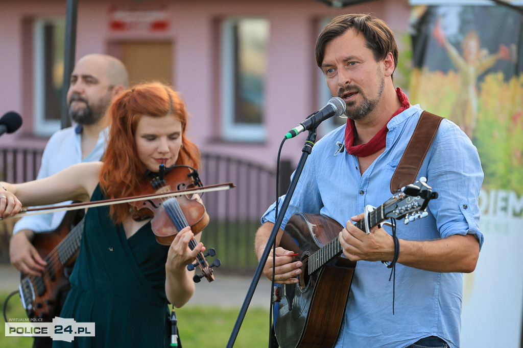 Koncert w Trzebieży na otwarcie Samorządowego Szlaku Wodnego