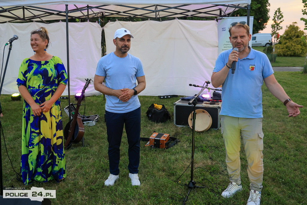 Koncert w Trzebieży na otwarcie Samorządowego Szlaku Wodnego