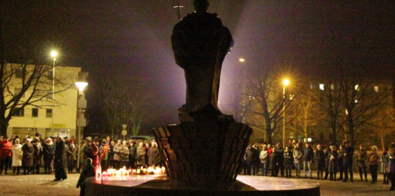 Spotkanie modlitewne w rocznicę śmierci Jana Pawła II [foto]