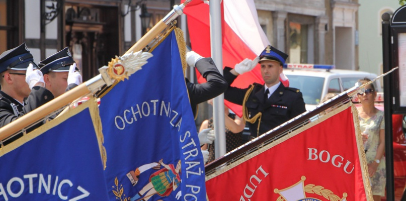 Powiatowe Obchody Dnia Strażaka w Nowym Warpnie [foto]
