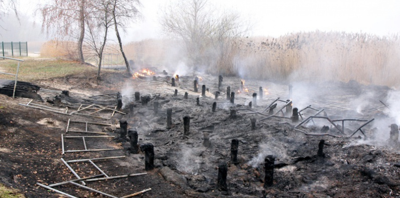 Tyle zostało z promenady spacerowej w Trzebieży [foto]
