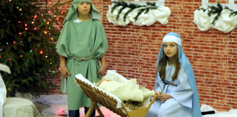 Jasełka i koncert kolęd w Szkole Podstawowej w Tanowie [foto/wideo]