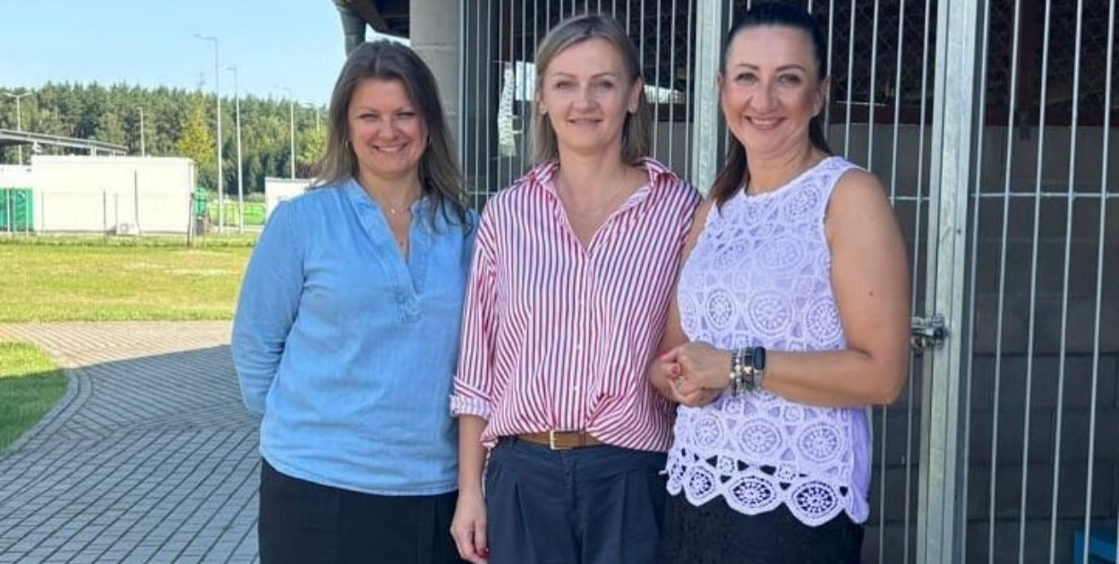 Na zdjęciu od lewej: Irena Łozynek, Jadwiga Tumielewicz, Magdalena Zagrodzka