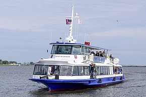 Tramwaj wodny dopłynął do Nowego Warpna-2789