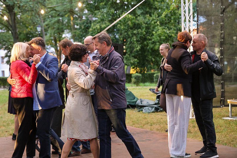 „Małe Buenos Aires” w Parku Staromiejskim w Policach