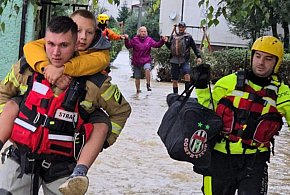 Strażacy z Polic, Tanowa i Trzebieży pomagają powodzianom-14756