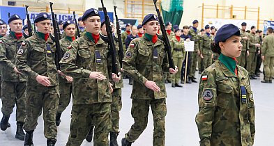 Zachodniopomorski Przegląd Musztry Klas Mundurowych w Policach [foto]-17755