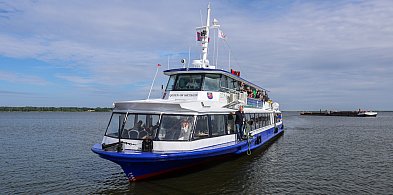 Tramwaj wodny ruszył – tłumy na pokładzie Queen of Szczecin!-18537