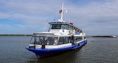 Tramwaj wodny ruszył – tłumy na pokładzie Queen of Szczecin!-18537