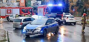Zderzenie dwóch aut na skrzyżowaniu w Policach [akt.]