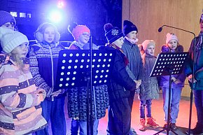 Spotkanie wigilijne i wspólne kolędowanie Znak pokoju-3048