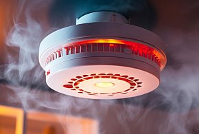 Rewolucja w przepisach pożarowych. Nowe obowiązki dla właścicieli domów i firm-20033