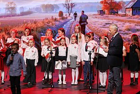 Rodzinny Śpiewnik Patriotyczny w polickim MOK [foto]-20180