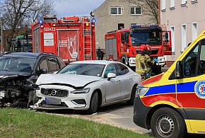 Zderzenie dwóch aut w Policach-Jasienicy