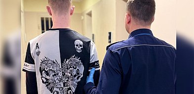 Uszkodził dwa przystanki autobusowe, teraz odpowie przed sądem