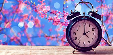 W nocy z soboty na niedzielę zmieniamy czas na letni