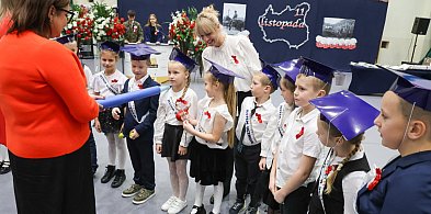 Ślubowanie pierwszoklasistów i obchody Święta Niepodległości w Zespole Szkół-20168