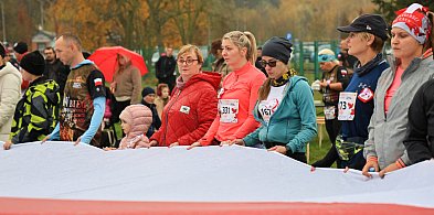 W Policach wspólnie zaśpiewali Hymn Polski [foto]-20198