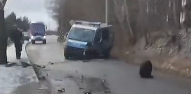 Policyjny radiowóz zderzył się z BMW-20980