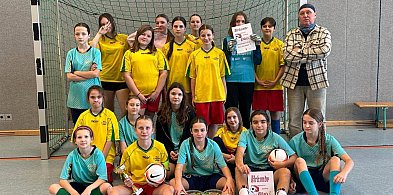 Turniej piłki nożnej początkiem nowej współpracy szkół z Polic i Pasewalku-21160