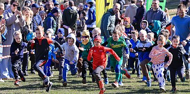 Szkolna Liga Biegów Przełajowych w Policach: sportowe emocje i rywalizacja!