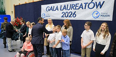 Powiatowa Gala Laureatów. 355 uczniów nagrodzonych przez Starostę Polickiego