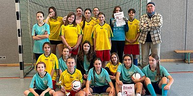 Turniej piłki nożnej początkiem nowej współpracy szkół z Polic i Pasewalku-21160