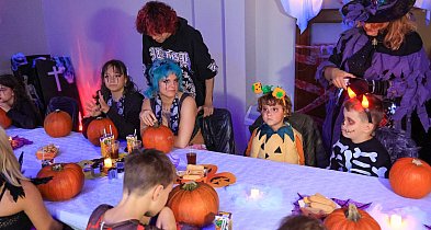 Strasznie Fajne Halloween w Uniemyślu! Dzieci bawiły się doskonale [foto]-19971