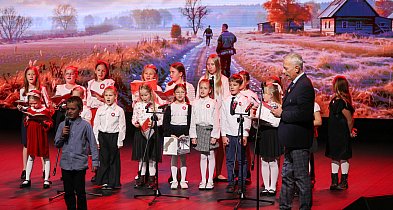Rodzinny Śpiewnik Patriotyczny w polickim MOK [foto]-20180