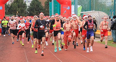 Ponad 700 uczestników na starcie XIII Biegu Mikołajkowego w Policach-20562