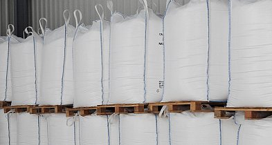 Skutki zawieszenia ceł na mocznik i amoniak odczują producenci nawozów