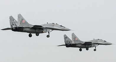 Planowe loty naddźwiękowe. Możliwy grom dźwiękowy. Wojsko uspokaja