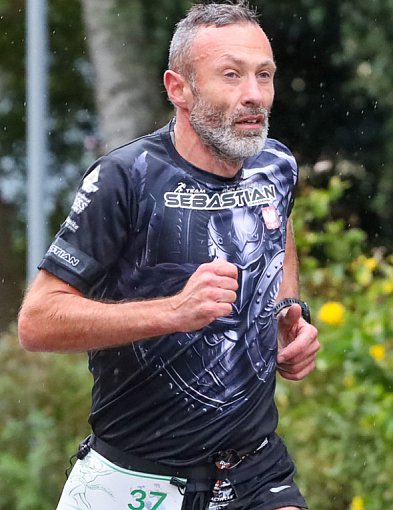 Sebastian Łukaszewski zwycięzcą Ćwierćmaratonu Polickiego [foto]-19695
