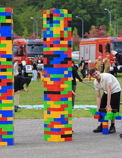 Festyn w SP 8 w Policach: 40-lecie szkoły i Dzień Dziecka