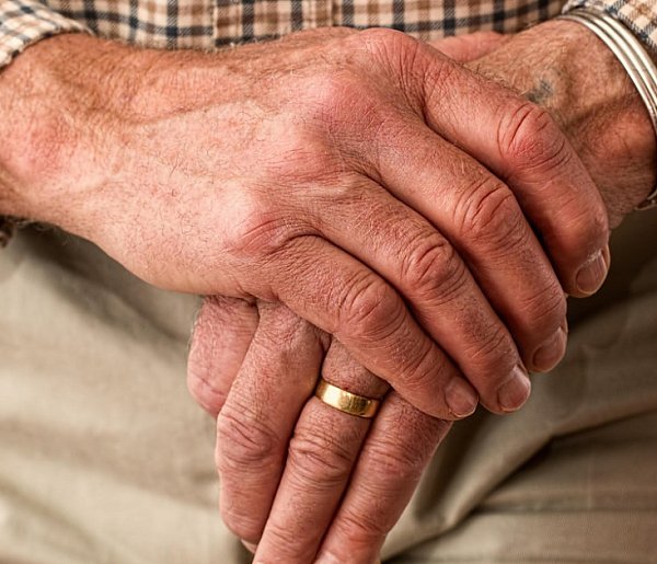 Fala odwołań do sądów. Seniorzy walczą o swoje pieniądze z ZUS-19348