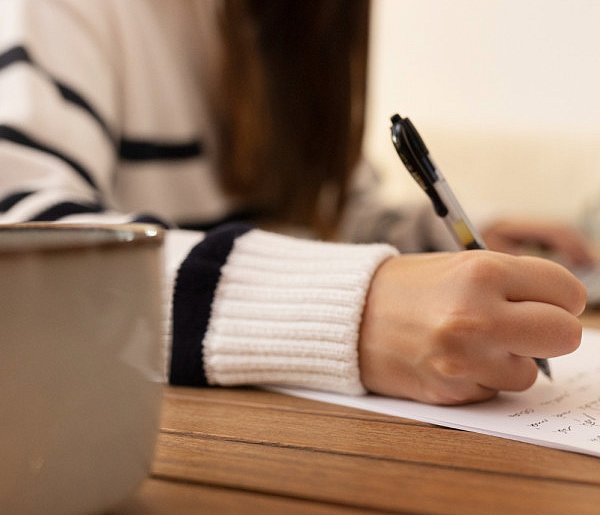 Rewolucja w zasadach pisowni. Od stycznia wchodzą nowe reguły-20240