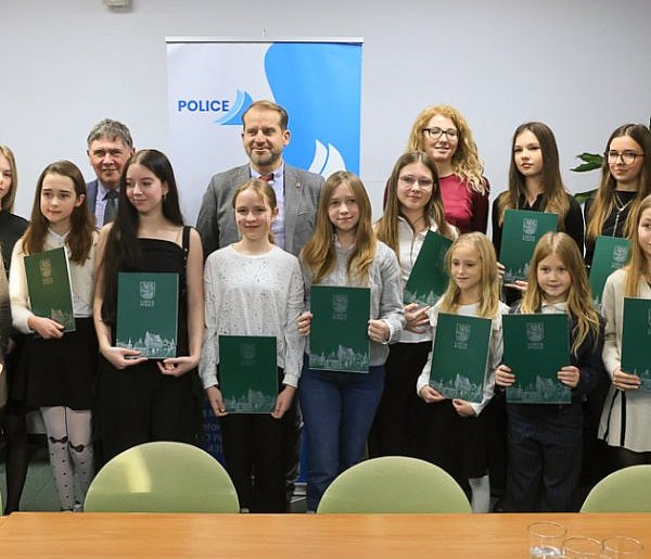 Stypendia dla młodych artystek [foto]-20430