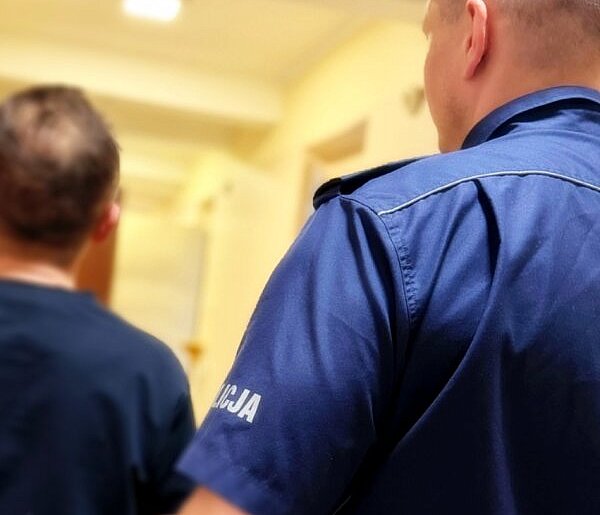 Miał blisko 2,5 promila odpowie za spowodowanie zagrożenia w ruchu drogowym