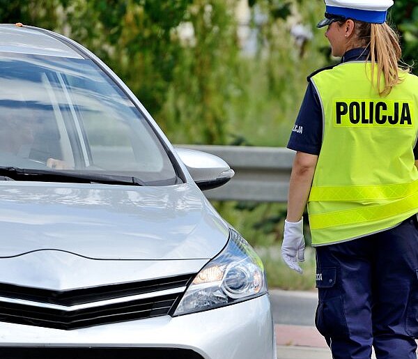 Policja zatrzymała nietrzeźwego kierowcę pod wpływem narkotyków