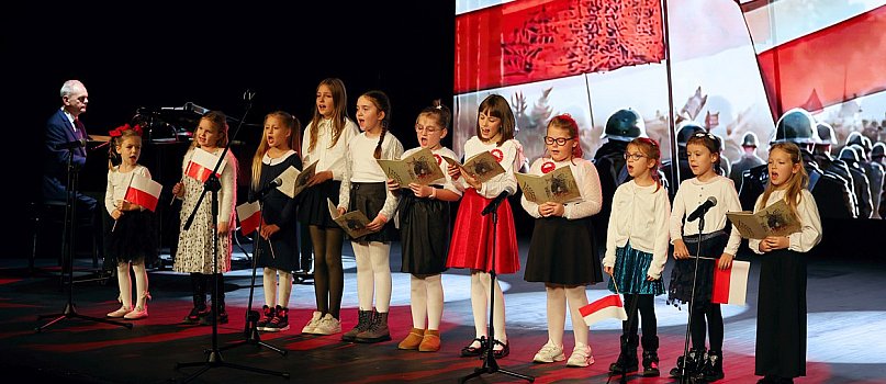 Rodzinny Śpiewnik Patriotyczny-361