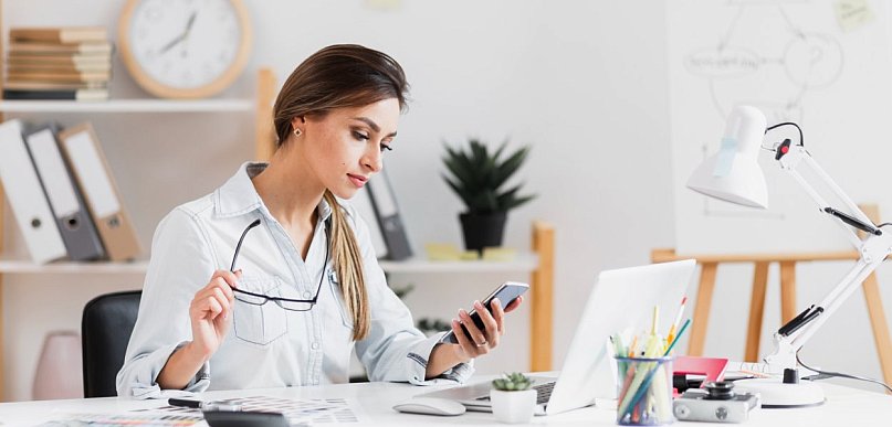 Działalność lekarska a kontrakt, etat i prywatna praktyka - jak to poprawnie...