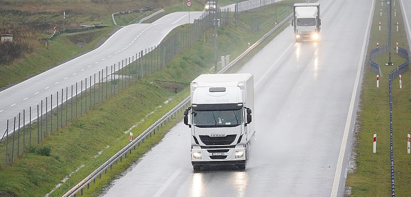 Kierowcy muszą sięgnąć głębiej do kieszeni. Nowe stawki od dziś