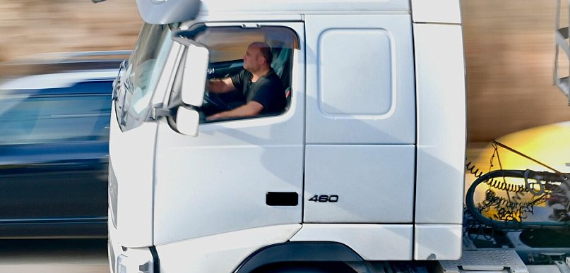 Lokalna firma transportowa ze Szczecina, która działa w całej Polsce